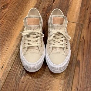 Platform knitted converse